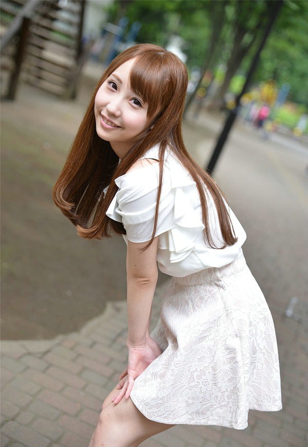粉嫩内衣日系甜美少女床上内衣风韵身姿诱惑写真