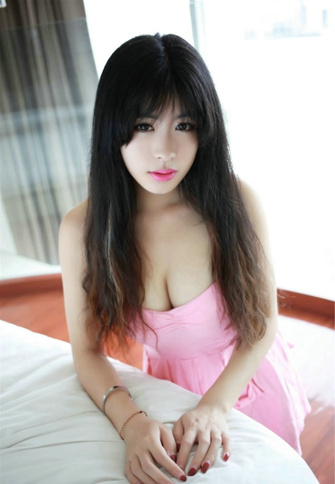 性感美女刘雪妮私房娇媚大奶销魂写真