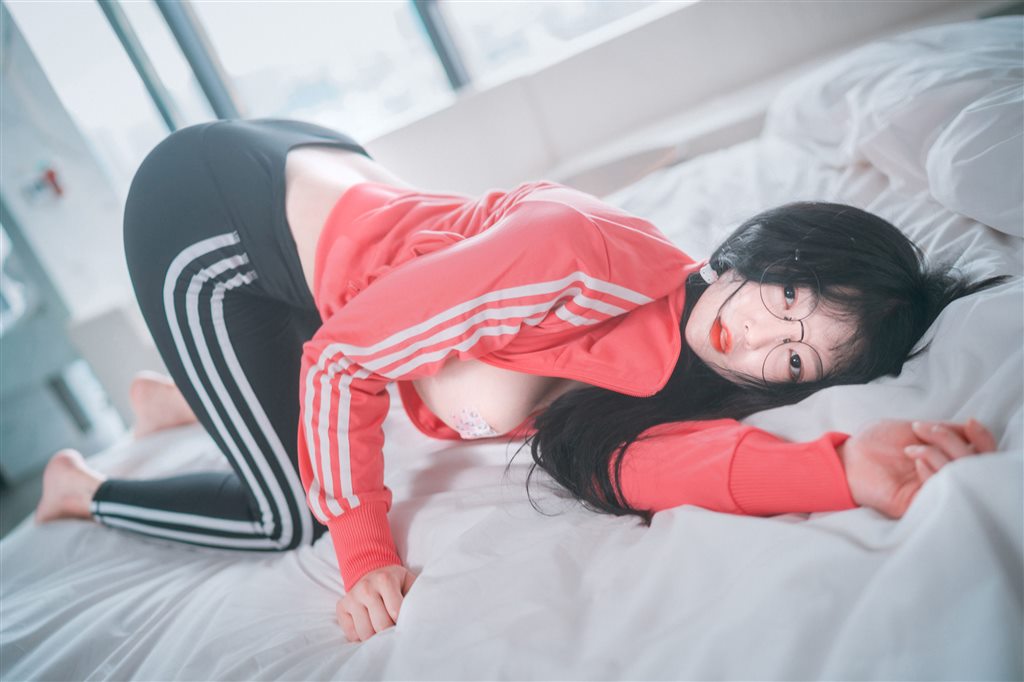 [DJAWA] Aram - Hot Pink Jersey! 写真套图