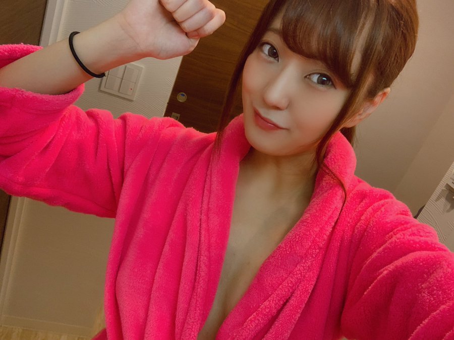 长腿巨乳！ 174公分高F罩杯新人女演员「希望美」明天出道！