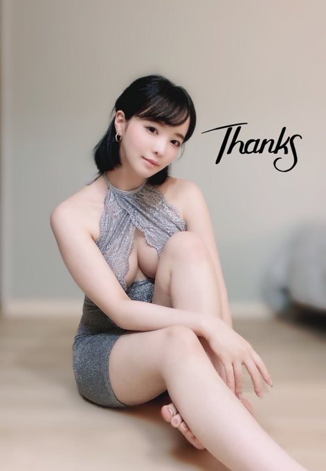 超火辣开胸洋装！ G罩杯气质新人女演员「三宫椿」庆推特2万追踪福利照洗版啦！
