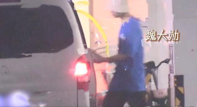 又被拍！杨幂魏大勋疑似同居，什么时候官宣？