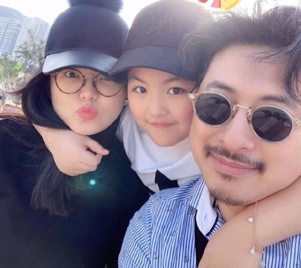 【壁咚事件】李湘王岳伦名下公司已注销,王岳伦玩暧昧女主角正脸曝光