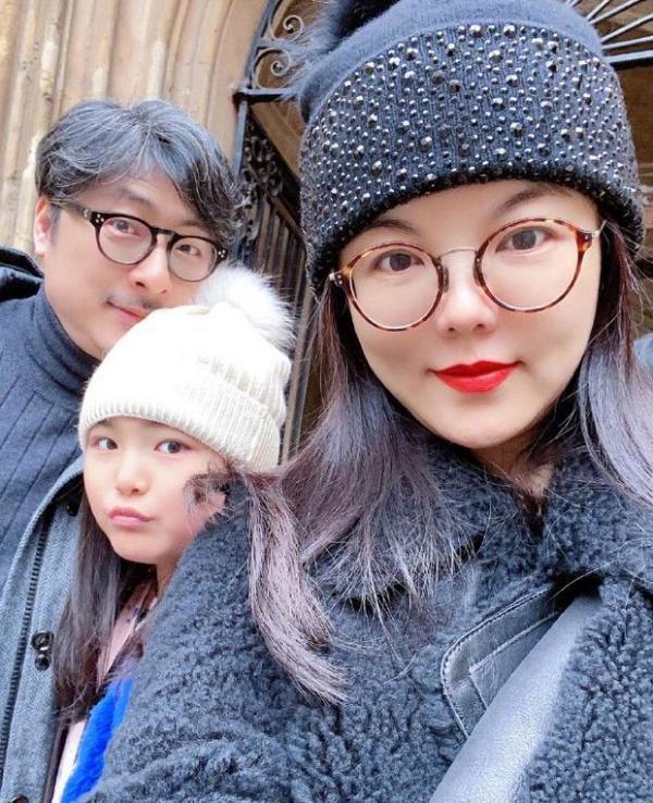 【壁咚事件】李湘王岳伦名下公司已注销,王岳伦玩暧昧女主角正脸曝光