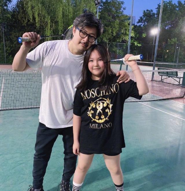 【壁咚事件】李湘王岳伦名下公司已注销,王岳伦玩暧昧女主角正脸曝光