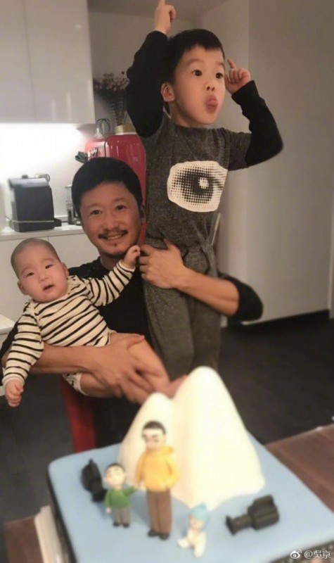 谢楠晒6岁儿子手臂线条满满小男子汉气息，网友喊话吴京