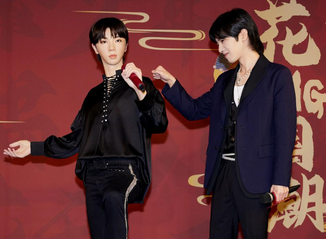 北京杜莎夫人蜡像馆打造“国潮”主题 华晨宇蜡像揭幕