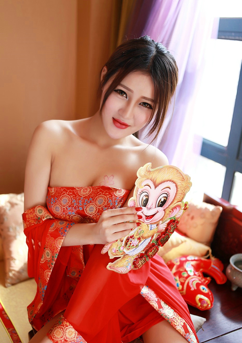 发红包的妖娆性感新年美极致性感诱惑写真