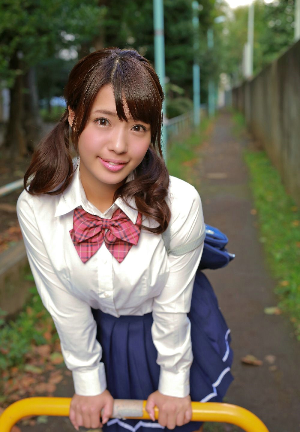 性感巨乳美女风韵美腿翘臀诱惑写真