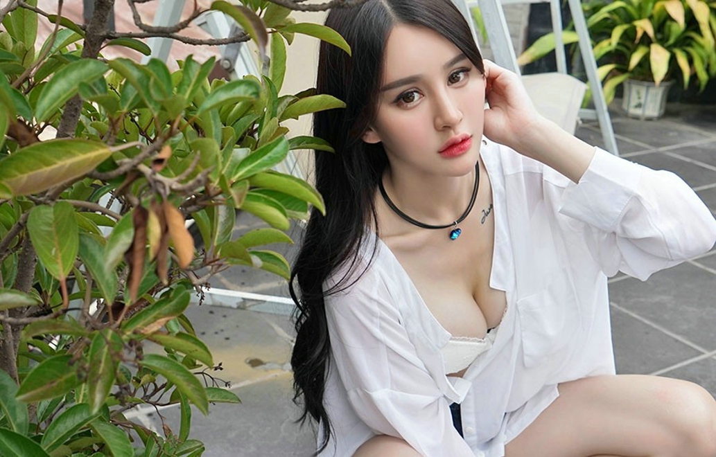 诱惑宅男清新性感气质美女Cheryl青树白色内衣火辣销魂诱惑写真