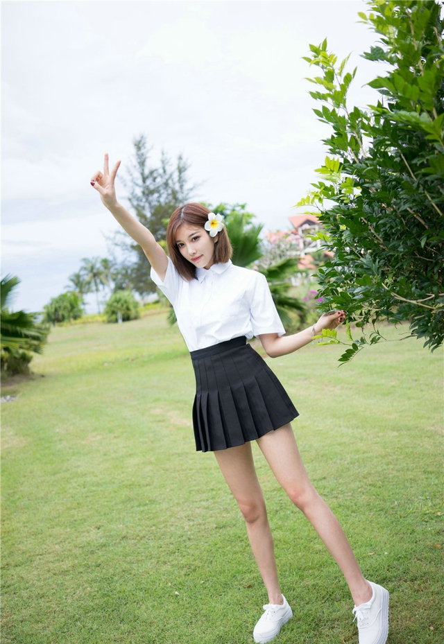 夏日小清新清纯美女杨晨晨sugar户外校服高清性感迷人写真