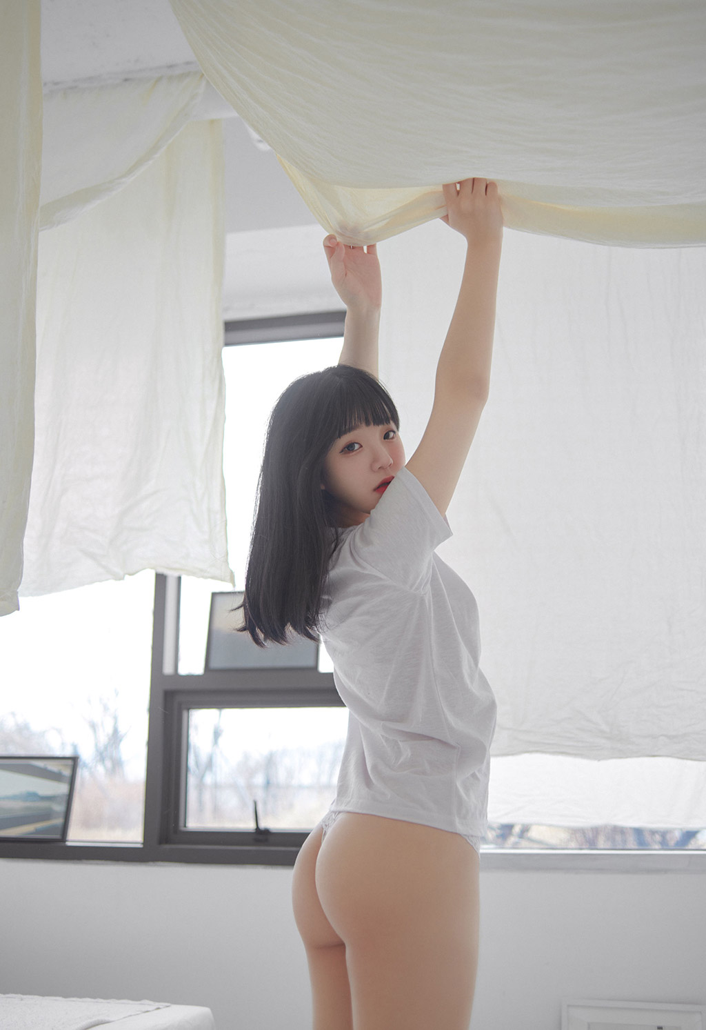 Jenny居家性感背心软糯可人