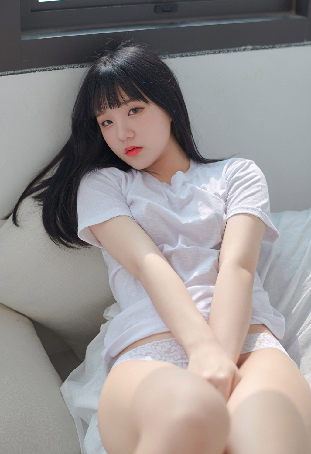 Jenny居家性感背心软糯可人