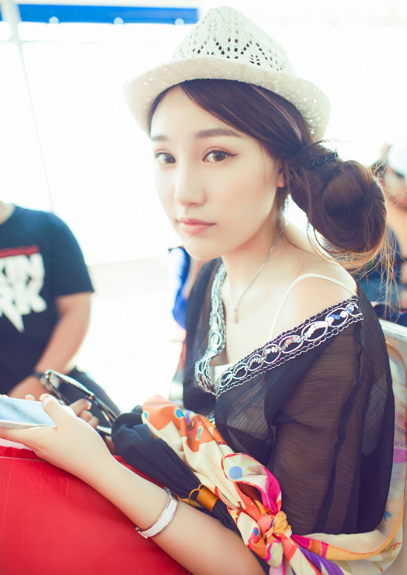 唯美古典美女刘奕宁清纯写真