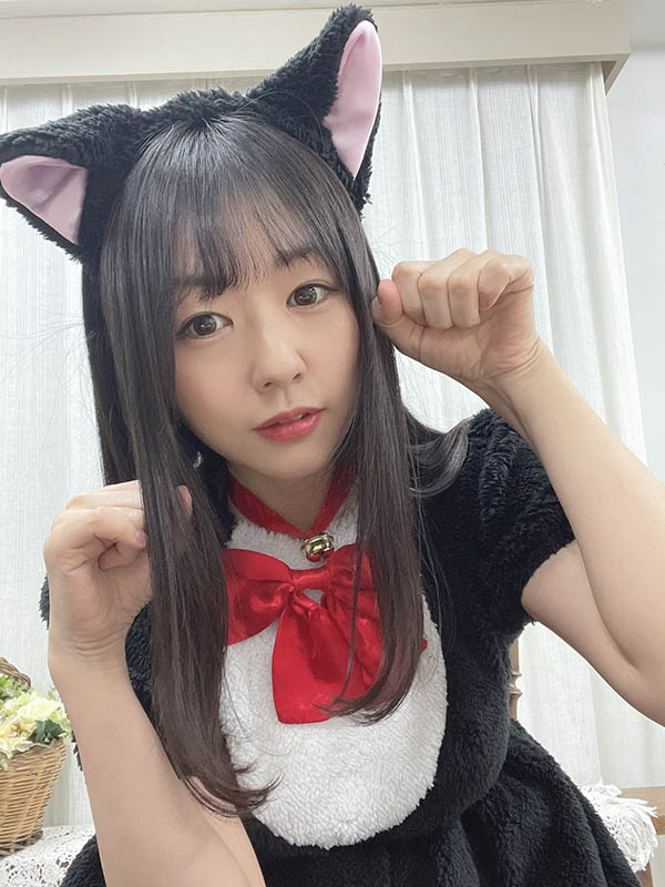 惊！D罩杯资深AV女神“蕾/汁波蜜”出道16年划下休止符！闪电宣布4月正式引退！