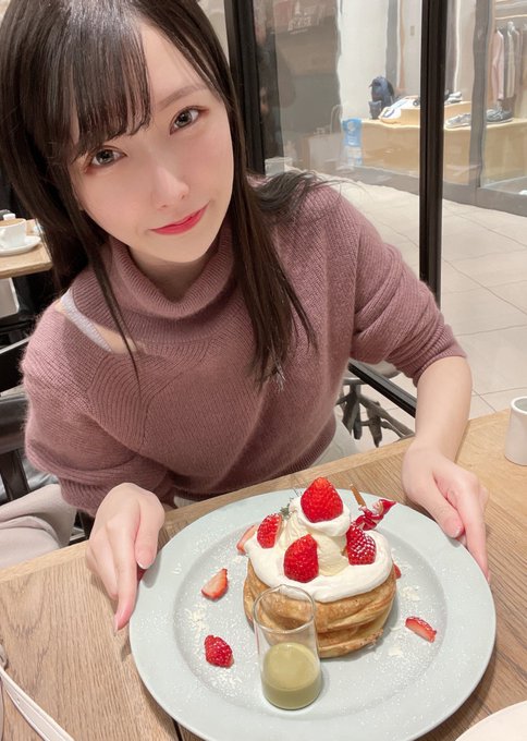 火辣与甜美的结合！E罩杯补习班讲师“宫西光”AV出道！