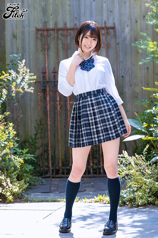 一个客人都不来！G罩杯巨乳偶像“朝日凛”不干了！转行AV出道寻求认同感！