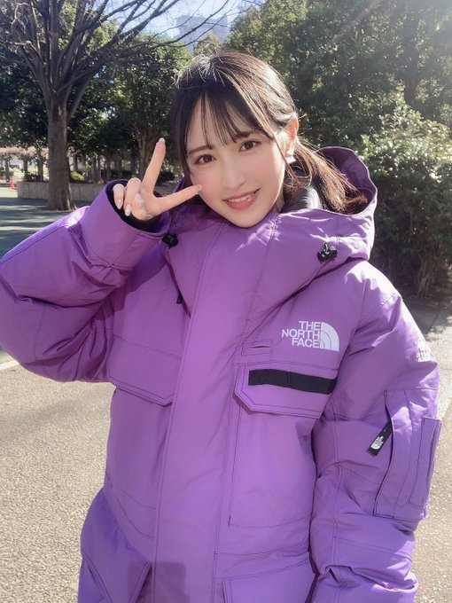 初长成!C罩杯偶像级美少女“小野六花”出道将满一年展现万种风情!