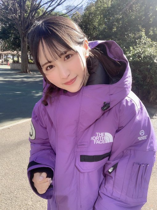 初长成!C罩杯偶像级美少女“小野六花”出道将满一年展现万种风情!