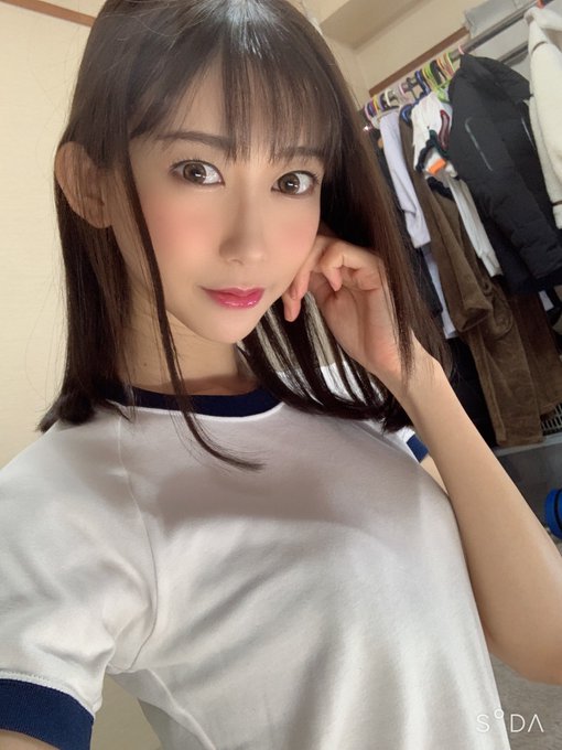 不受时间束缚! 31岁冻龄美少女「黒川菫」水手服扮相零死角!