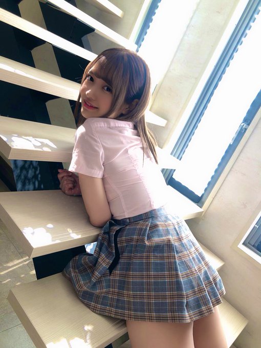 私底下玩很大! 清纯外表x火辣肉体新人「南乃空」自曝晨爱作业流程…!