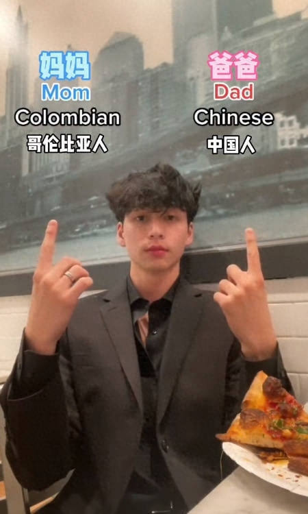 爱豆演唱会舞台上嘴对嘴亲粉丝 步步逼近场面火辣