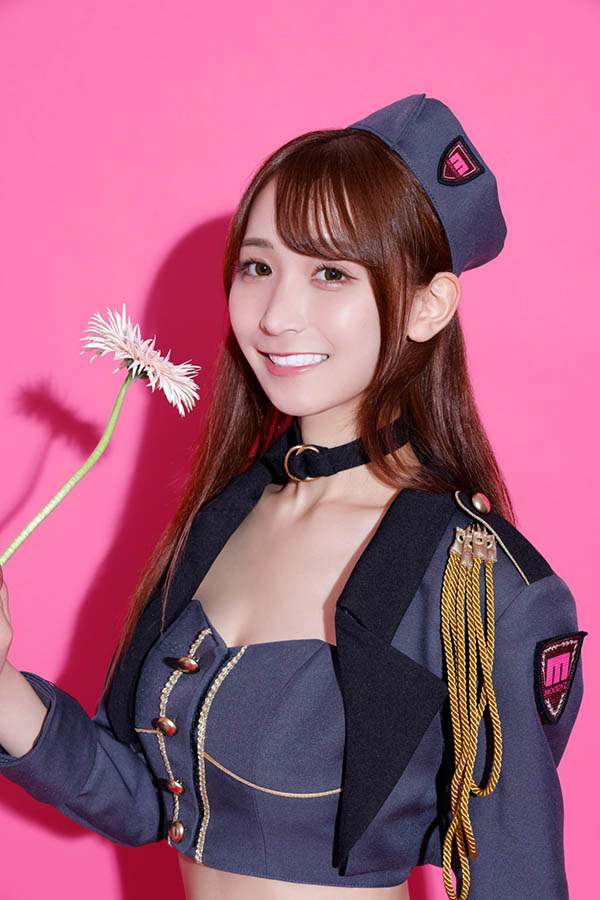 美乳美腰美臀！三种神器之主的她怎么了？