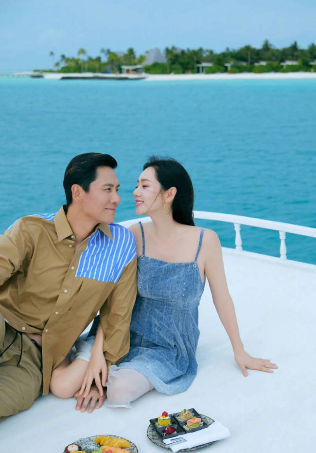 秋瓷炫与老公去马尔代夫看海！夫妻俩合影好浪漫